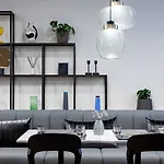 ホテル Courtyard 4*