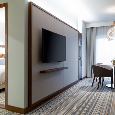 호텔 Courtyard 탐페레