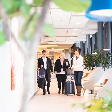 Отель Courtyard 4*