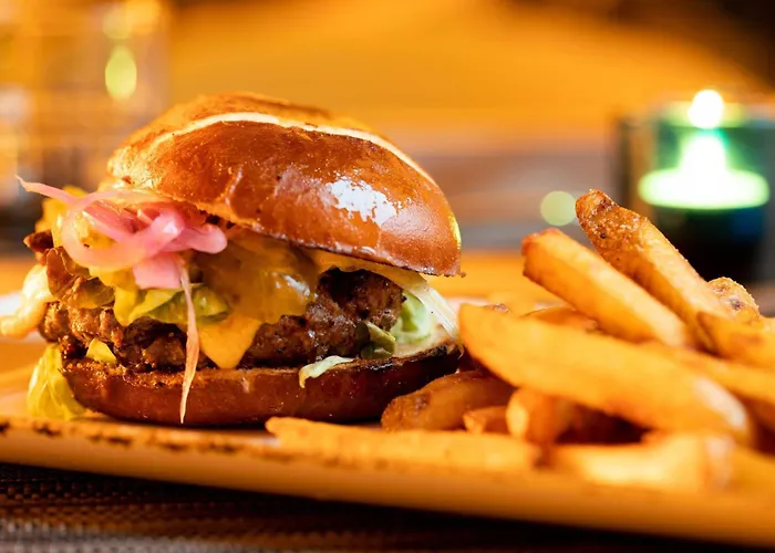 מלון Courtyard 4*