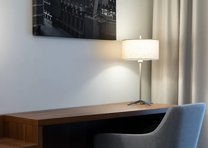 Courtyard מלון טמפרה