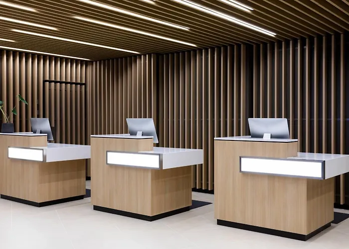 Courtyard 4* טמפרה